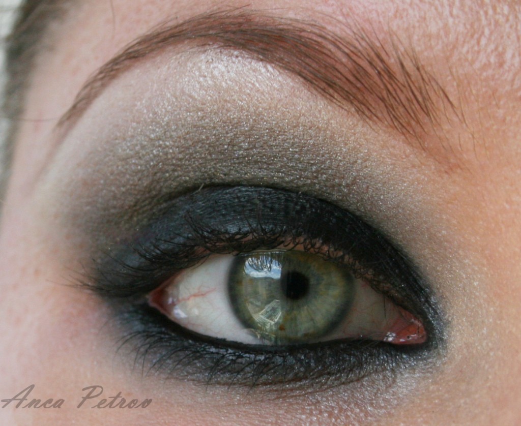 trucco smokey eyes nero