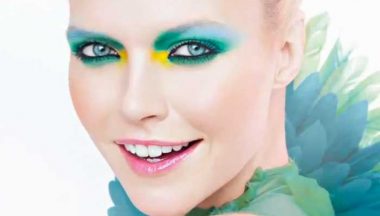 makeup trend estate  ombretti colorati vivaci