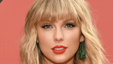 Taylor Swift Make Up